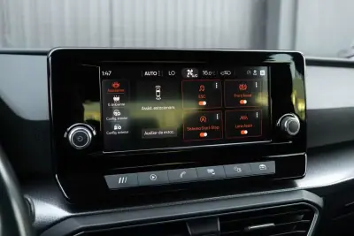 SEAT Leon 2021 - 15999 EUR, 127100 km - AUTO.MOTO.pt - 127100km - foto 18 de 24