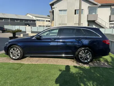 Mercedes-Benz C 180 2017 - 15900 EUR, 249000 km - AUTO.MOTO.pt - 249000km - foto 18 de 58