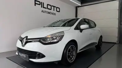 Renault Clio 2015 - 83183km