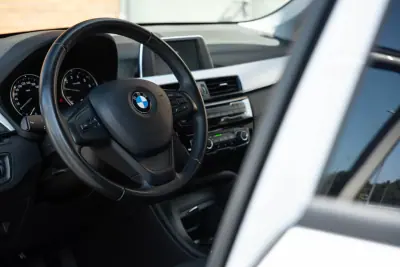 BMW X1 2019 - 20900 EUR, 83380 km - AUTO.MOTO.pt - 83380km - foto 10 de 22