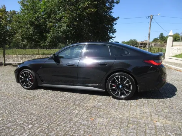 BMW i4 2022 - 49990 EUR, 67000 km - AUTO.MOTO.pt - 67000km - foto 6 de 59