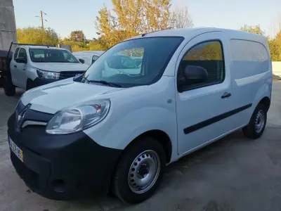 Renault Kangoo dCi 2019 - 10500 EUR, 164400 km - AUTO.MOTO.pt - 164400km - foto 7 de 8
