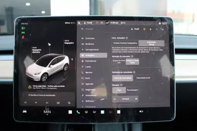 Tesla Model Y 2024 - 35900 EUR, 38745 km - 38745km - foto 19 de 38