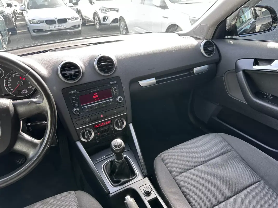 Audi A3 Sportback 2009 - 6500 EUR, 330000 km - AUTO.MOTO.pt - 330000km - foto 19 de 35