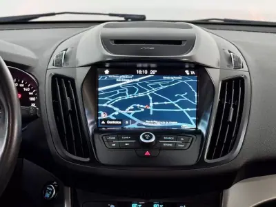 Ford Kuga 2017 - 11750 EUR, 111000 km - 111000km - foto 30 de 55
