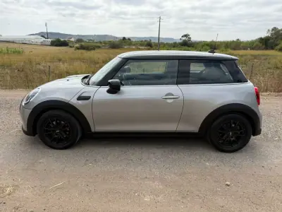 MINI Cooper 2023 - 23995 EUR, 20000 km - AUTO.MOTO.pt - 20000km - foto 41 de 52