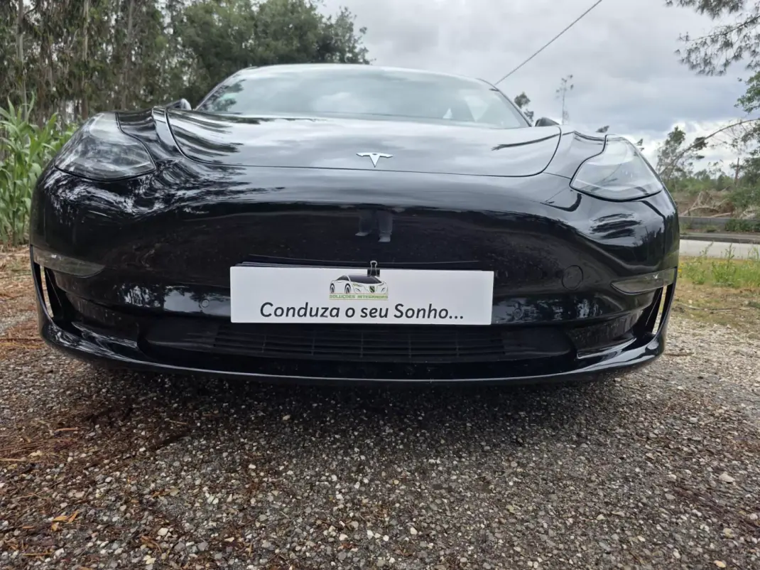 Tesla Model 3 2019 - 23900 EUR, 177000 km - AUTO.MOTO.pt - 177000km - foto 5 de 42