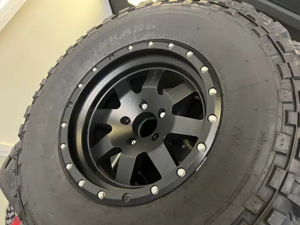 Jeep Wrangler 2014 - 39990 EUR, 115000 km - AUTO.MOTO.pt - 115000km - foto 38 de 54