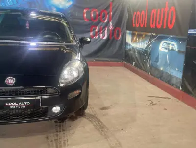 Fiat Punto 2018 - 8500 EUR, 105000 km - AUTO.MOTO.pt - 105000km - foto 9 de 41