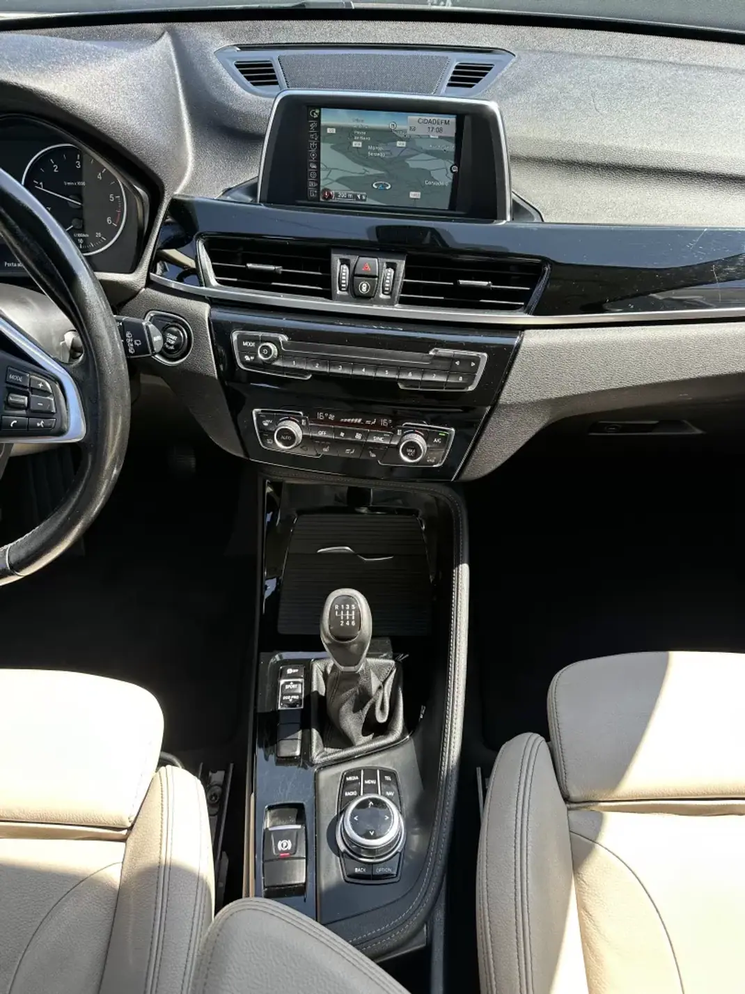 BMW X1 2016 - 17900 EUR, 200000 km - 200000km - foto 56 de 66