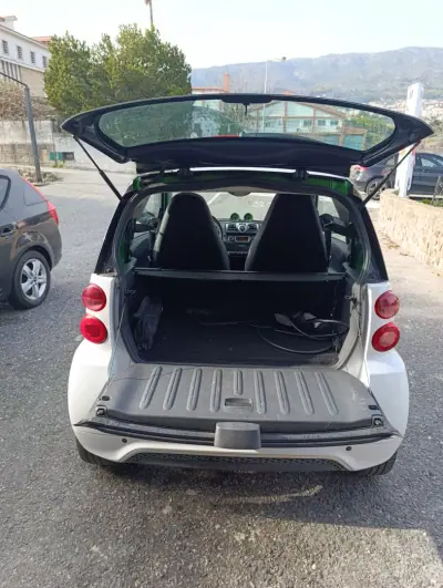 Smart Fortwo Cabrio 2015 - 8990 EUR, 75000 km - AUTO.MOTO.pt - 75000km - foto 2 de 9