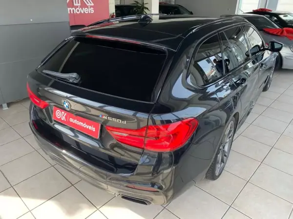 BMW M550d 2017 - 44900 EUR, 138217 km - AUTO.MOTO.pt - 138217km - foto 3 de 55