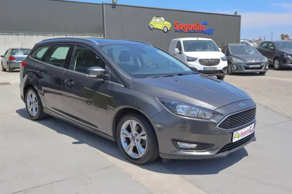 Ford Focus 2015 - 8500 EUR, 162000 km - 162000km - foto 3 de 15