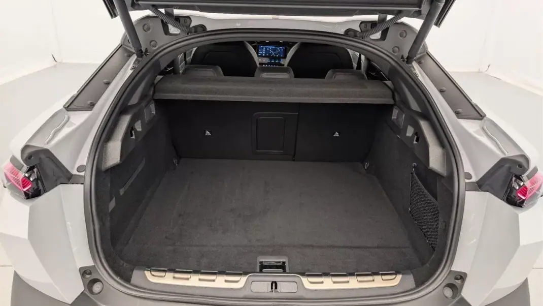 Peugeot 408 2024 - 33750 EUR, 2992 km - AUTO.MOTO.pt - 2992km - foto 19 de 19