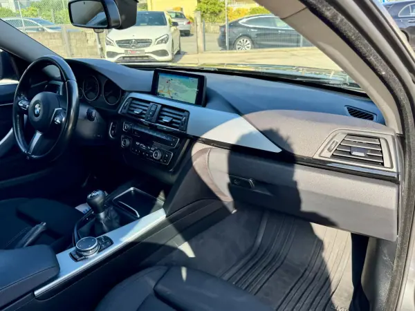 BMW 418 Gran Coupé 2016 - 17500 EUR, 180000 km - AUTO.MOTO.pt - 180000km - foto 6 de 24