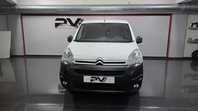 Citroën Berlingo 1.6 Bluehdi L2 100 cv longa C Iva 2018 - 16990 EUR, 67000 km - AUTO.MOTO.pt - 67000km - foto 24 de 41
