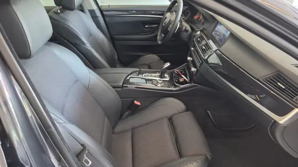 BMW 520 2011 - 10900 EUR, 370543 km - AUTO.MOTO.pt - 370543km - foto 45 de 54