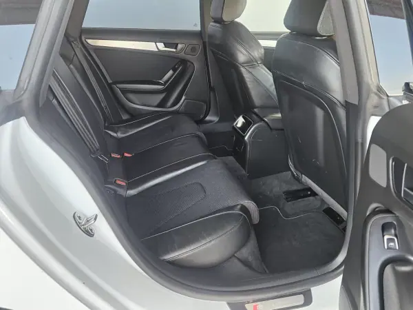 Audi A5 Sportback 2014 - 16750 EUR, 298000 km - AUTO.MOTO.pt - 298000km - foto 7 de 9