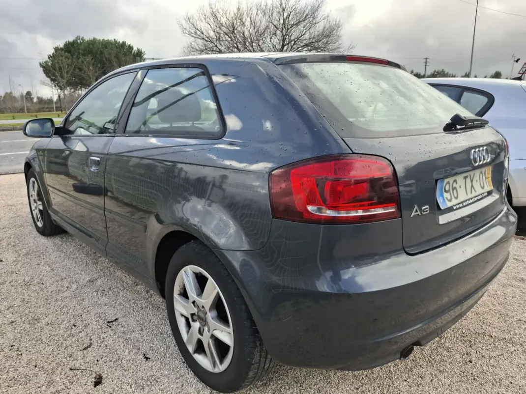 Audi A3 2012 - 9990 EUR, 279321 km - AUTO.MOTO.pt - 279321km - foto 14 de 20