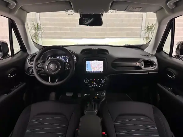 Jeep Renegade 2022 - 23950 EUR, 10796 km - AUTO.MOTO.pt - 10796km - foto 11 de 37