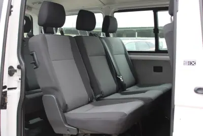 Volkswagen Transporter 2020 - 24990 EUR, 222000 km - AUTO.MOTO.pt - 222000km - foto 17 de 24