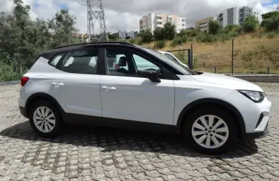 SEAT Arona 2023 - 14490 EUR, 82608 km - AUTO.MOTO.pt - 82608km - foto 17 de 23