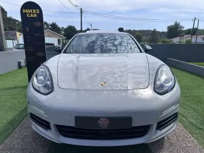Porsche Panamera 2015 - 35000 EUR, 159000 km - AUTO.MOTO.pt - 159000km - foto 2 de 67