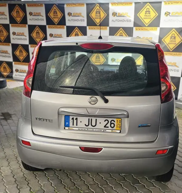 Nissan Note 2010 - 7800 EUR, 190000 km - AUTO.MOTO.pt - 190000km - foto 2 de 4