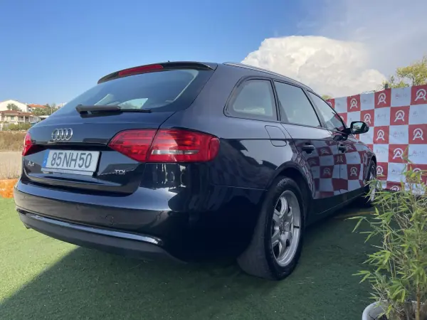Audi A4 Avant 2012 — foto 3 de 21