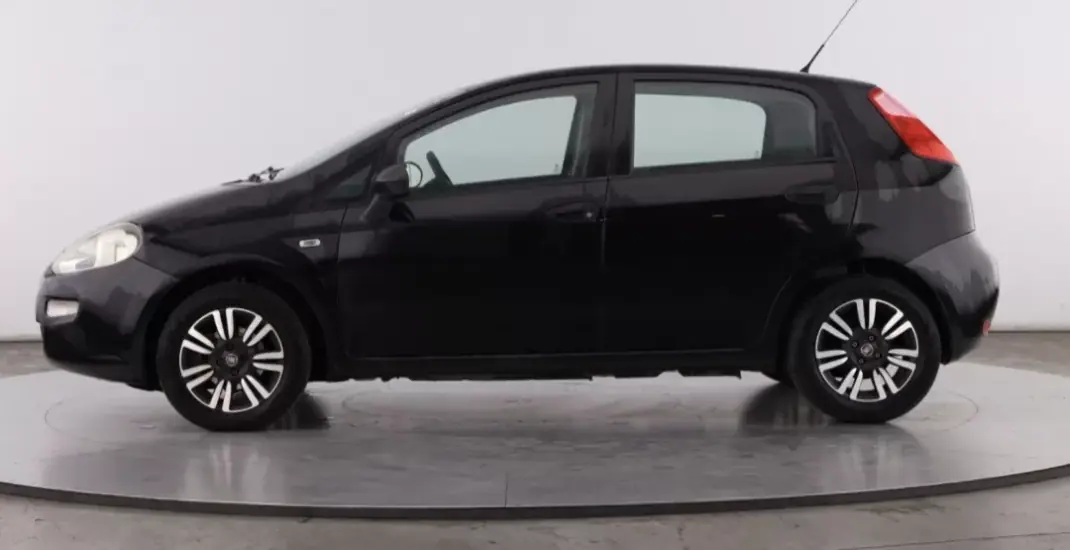 Fiat Punto 2015 - 8250 EUR, 165001 km - 165001km - foto 4 de 16
