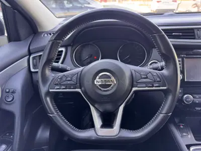 Nissan Qashqai 2017 — foto 6 de 16
