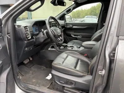 Ford Ranger 2025 - 48990 EUR, 54260 km - 54260km - foto 7 de 12