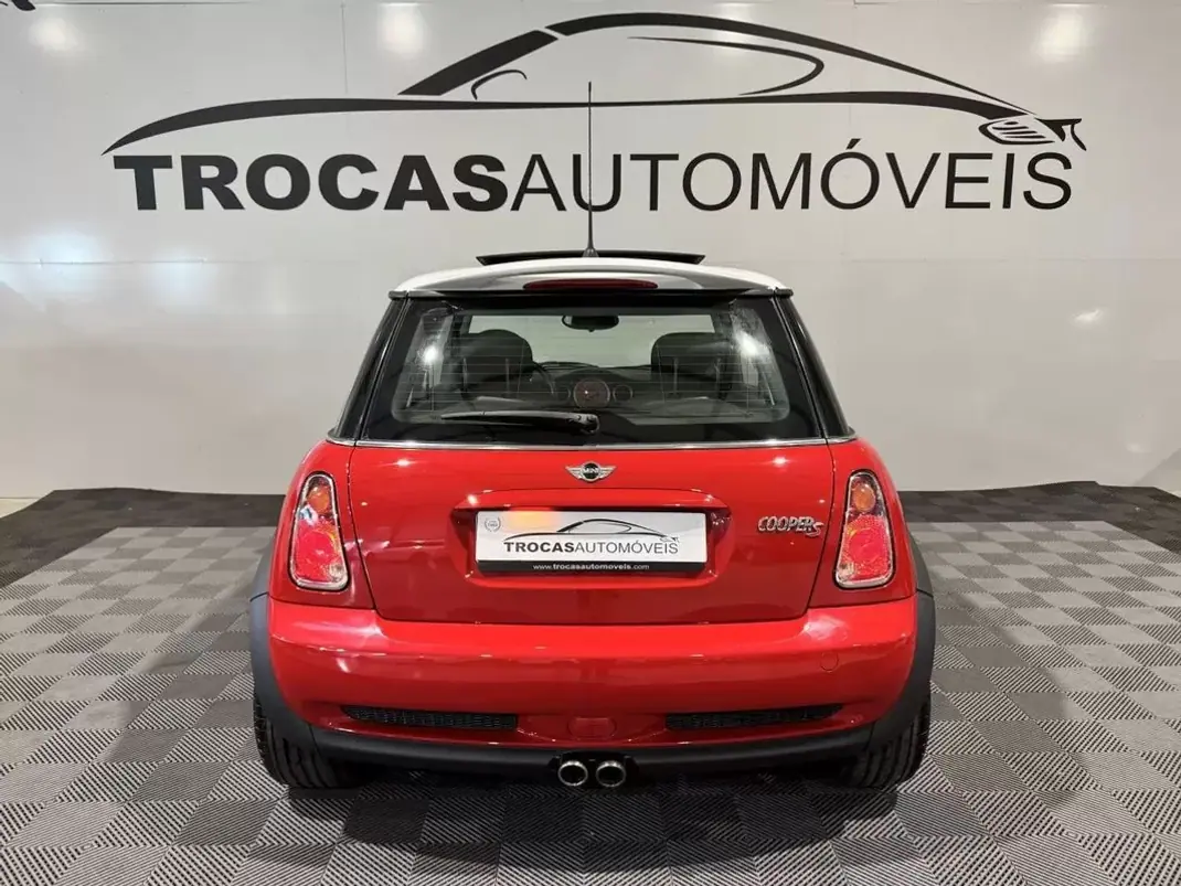 MINI 3 Portas 2005 - 11900 EUR, 85312 km - 85312km - foto 16 de 47