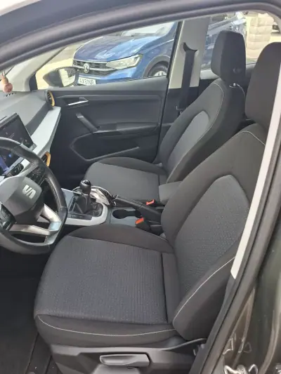 SEAT Arona 2023 - 17750 EUR, 25100 km - AUTO.MOTO.pt - 25100km - foto 14 de 30