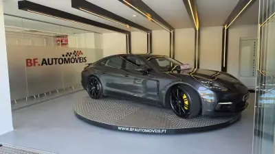 Porsche Panamera 2016 - 62500 EUR, 186989 km - AUTO.MOTO.pt - 186989km - foto 8 de 69