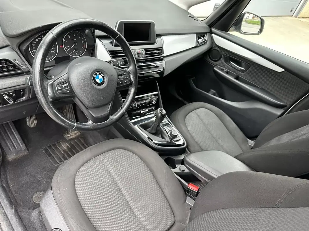 BMW 216 Gran Tourer 2016 - 12790 EUR, 231095 km - AUTO.MOTO.pt - 231095km - foto 7 de 14