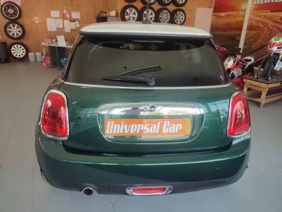 MINI Cooper 2014 - 14900 EUR, 146000 km - AUTO.MOTO.pt - 146000km - foto 10 de 23