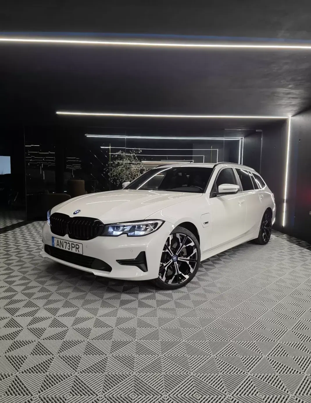 BMW 320 2022