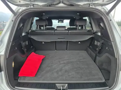 Mercedes-Benz EQB 2025 - 65000 EUR, 20000 km - AUTO.MOTO.pt - 20000km - foto 15 de 23