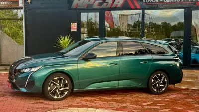 Peugeot 308 SW 2023 - 22990 EUR, 145000 km - AUTO.MOTO.pt - 145000km - foto 3 de 24