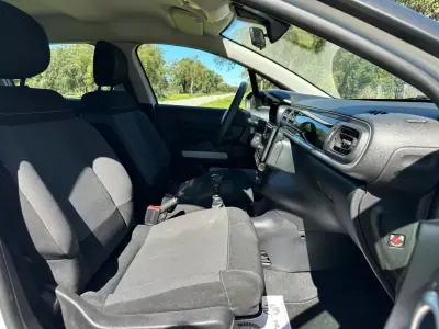 Citroën C3 2018 - 10950 EUR, 128000 km - AUTO.MOTO.pt - 128000km - foto 7 de 12