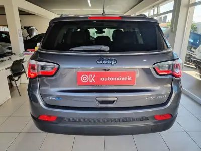 Jeep Compass 2021 - 22500 EUR, 107000 km - AUTO.MOTO.pt - 107000km - foto 9 de 45