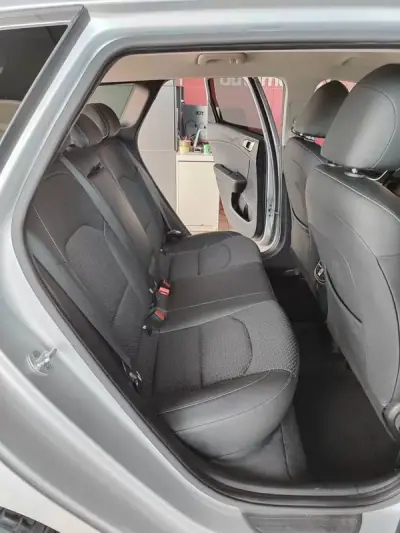 Kia Ceed SW 2019 - 18250 EUR, 70500 km - AUTO.MOTO.pt - 70500km - foto 17 de 35