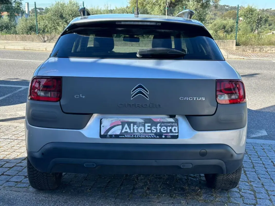 Citroën C4 Cactus 2017 - 13900 EUR, 97056 km - AUTO.MOTO.pt - 97056km - foto 7 de 28