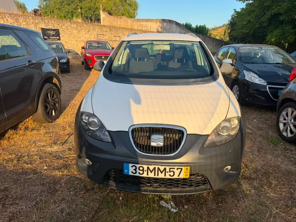 SEAT Altea 2011 - 4900 EUR, 234300 km - AUTO.MOTO.pt - 234300km - foto 2 de 9