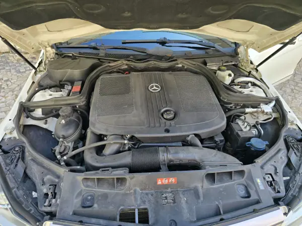 Mercedes-Benz C 250 2011 - 9999 EUR, 353413 km - AUTO.MOTO.pt - 353413km - foto 24 de 24