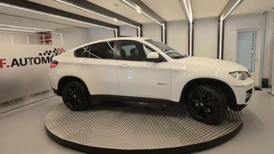 BMW X6 2008 - 25900 EUR, 157944 km - AUTO.MOTO.pt - 157944km - foto 5 de 54