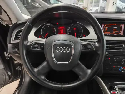 Audi A4 Avant 2009 - 10750 EUR, 261000 km - 261000km - foto 25 de 36