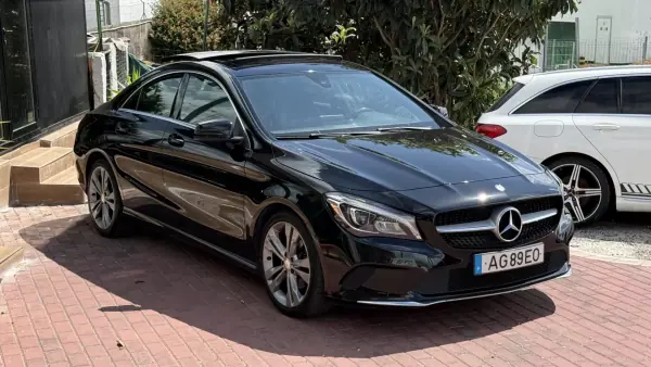 Mercedes-Benz CLA 180 2016 - 17990 EUR, 199000 km - AUTO.MOTO.pt - 199000km - foto 13 de 40