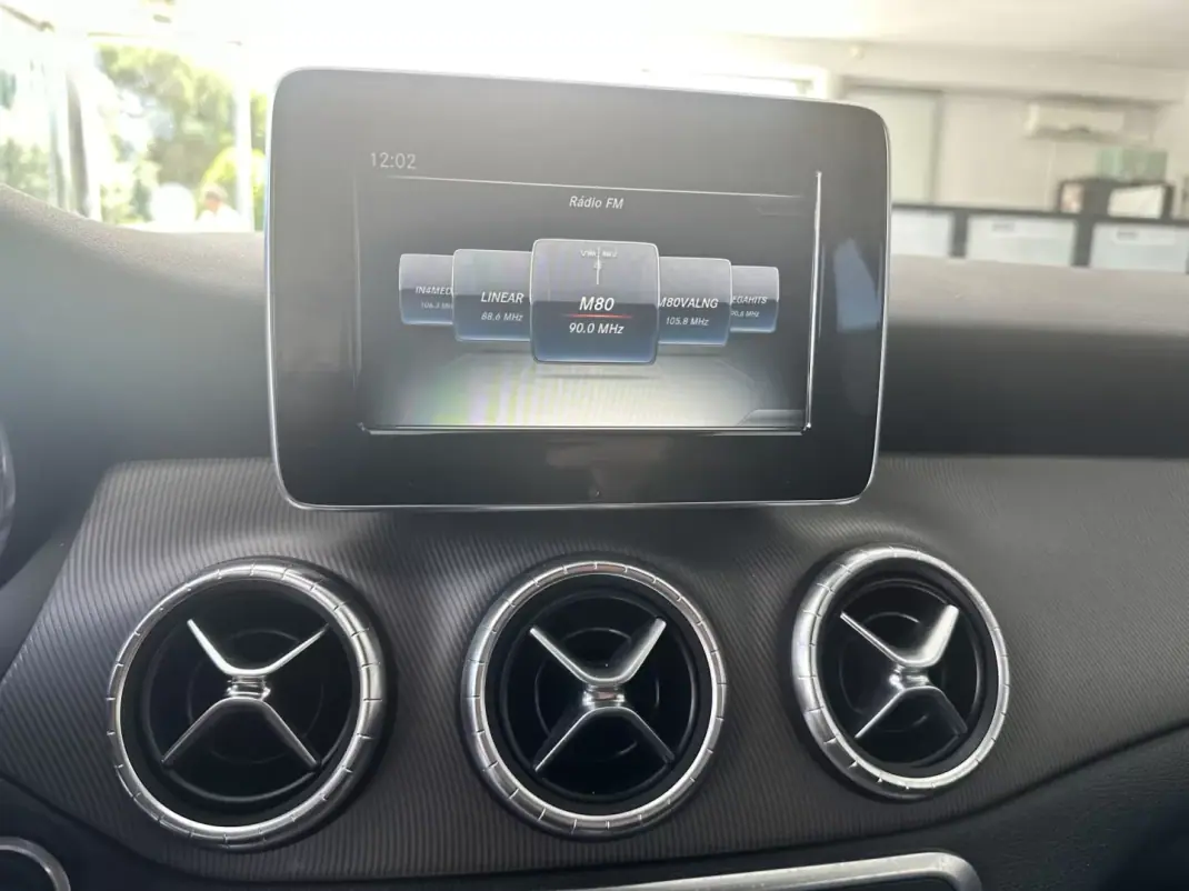 Mercedes-Benz CLA 220 2015 - 18990 EUR, 171500 km - 171500km - foto 19 de 31